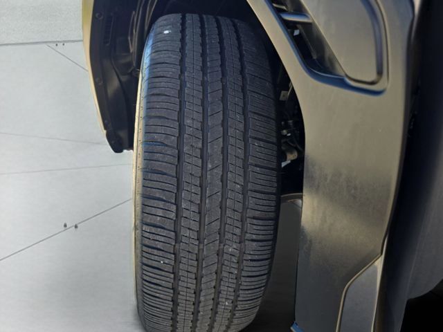 Used 2025 Subaru Forester Premium image 29