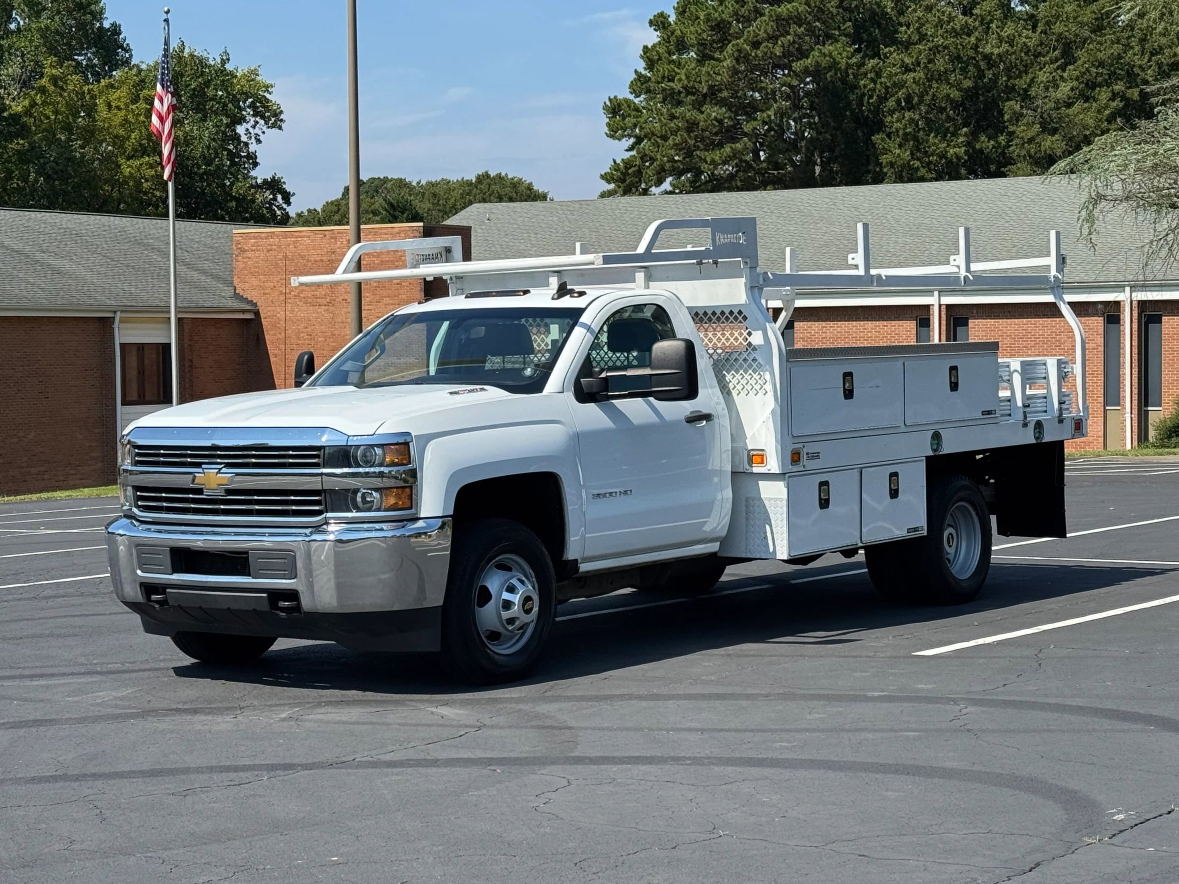 Used 2016 Chevrolet Silverado 3500 W/T RWD image 1