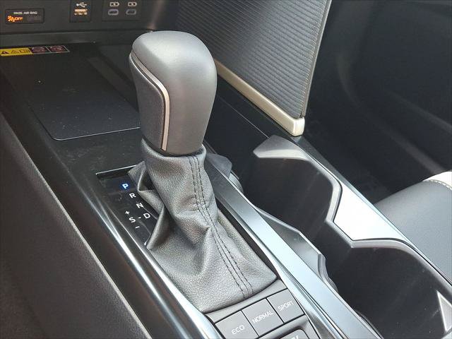 Certified 2026 Toyota Camry SE w/ Convenience Package FWD image 13