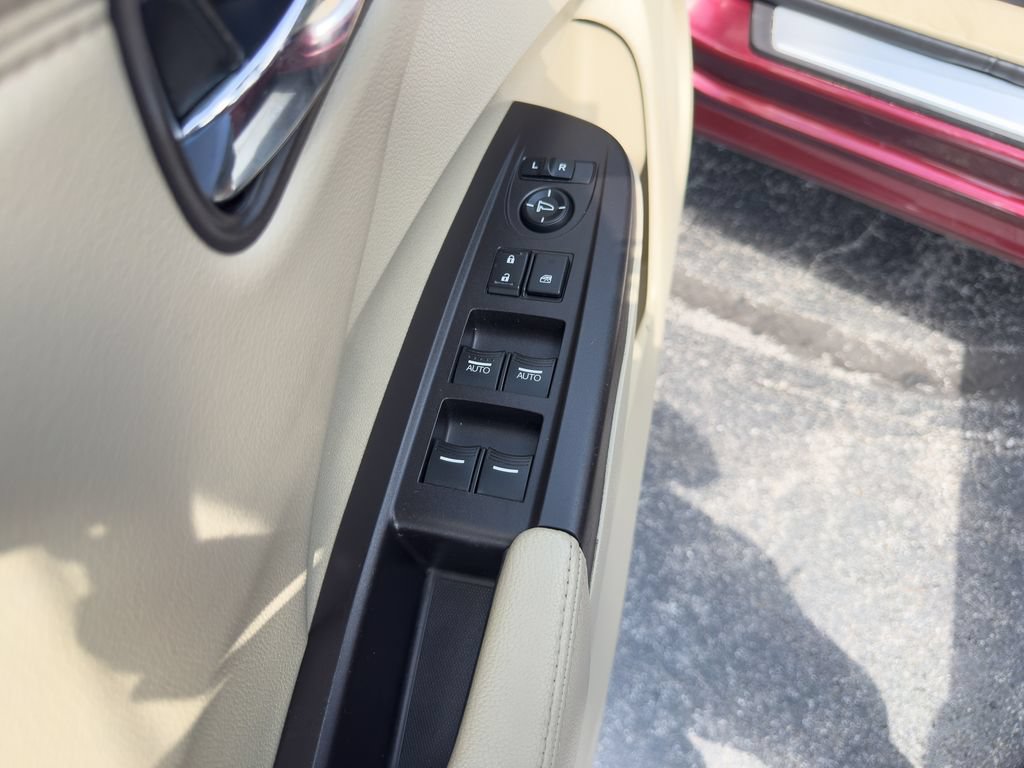 Used 2017 Acura RDX AWD w/ Technology Package image 21