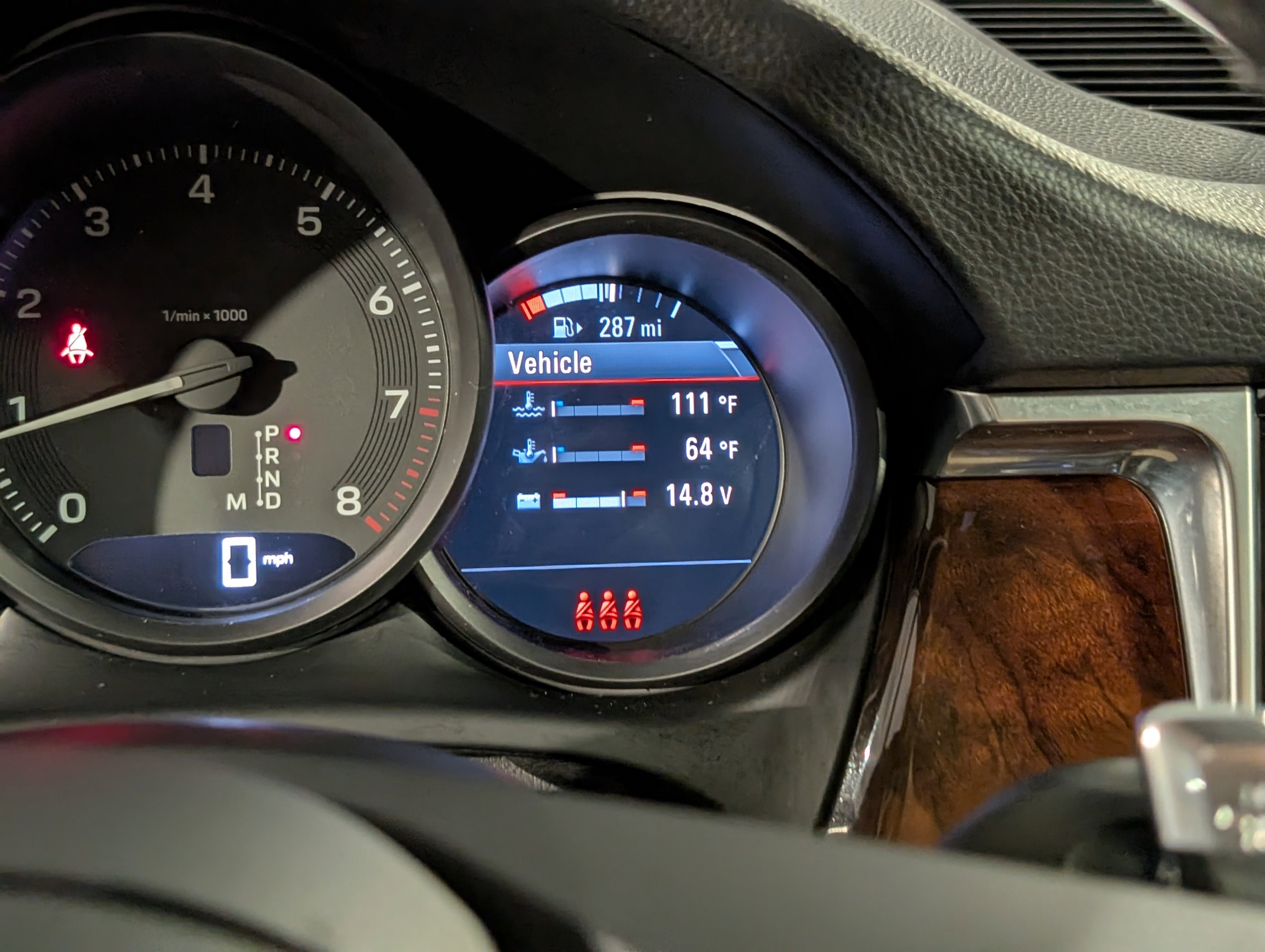 Certified 2022 Porsche Macan image 28