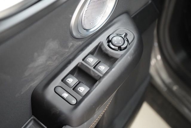 New 2025 Alfa Romeo Tonale w/ Premium Package AWD/4WD image 18