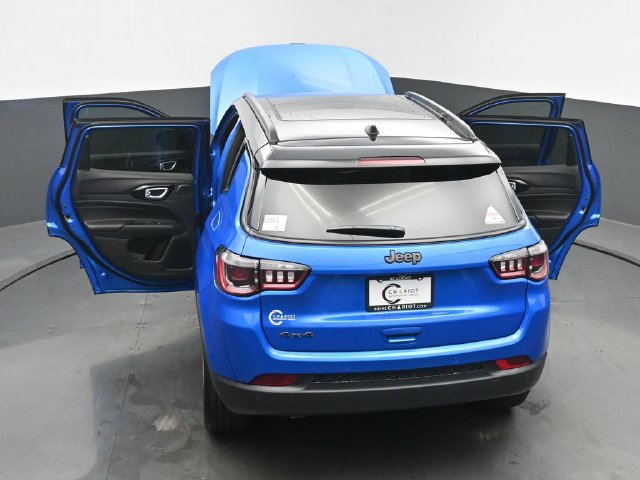 New 2026 Jeep Compass Limited w/ Sun, Sound & Navigation Group AWD/4WD image 59