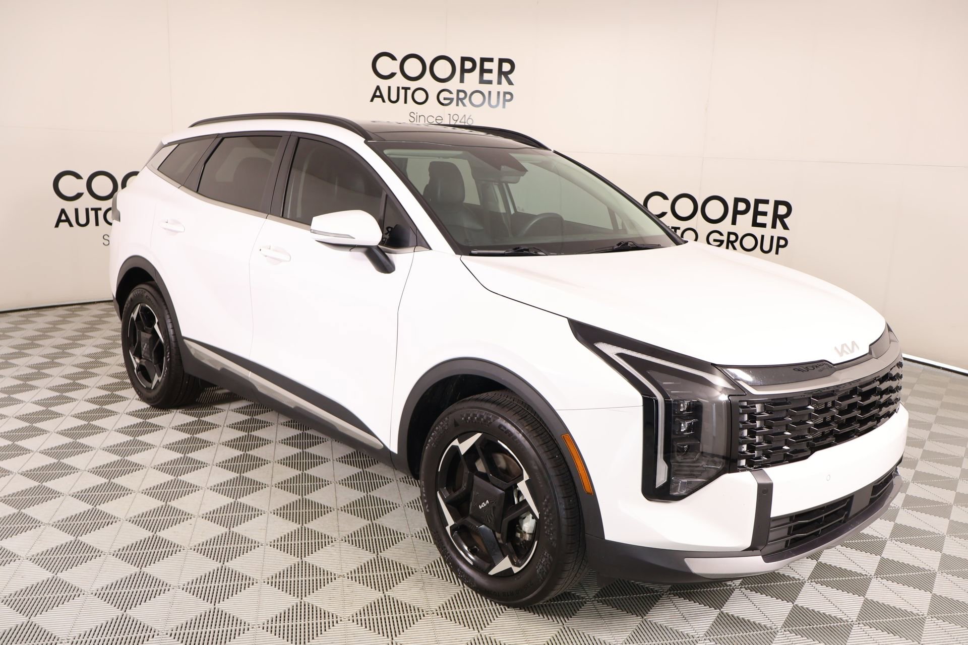 Used 2026 Kia Sportage EX w/ EX Panorama Roof Package AWD/4WD image 1