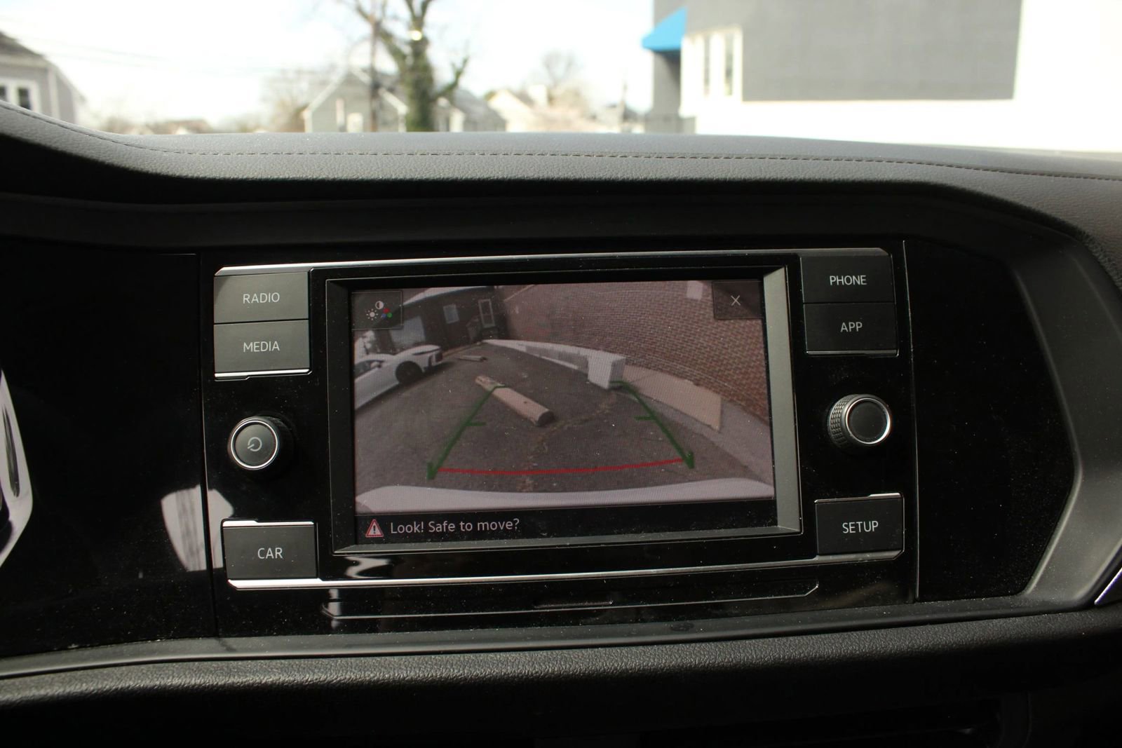 Used 2019 Volkswagen Jetta S w/ Driver Assistance Package image 32