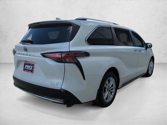Certified 2024 Toyota Sienna Limited FWD image 6