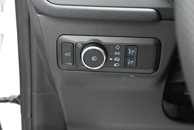 Certified 2023 Ford Escape ST-Line Elite w/ Class II Trailer Tow Package AWD/4WD image 11