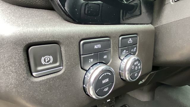 Used 2024 GMC Sierra 1500 Elevation image 19