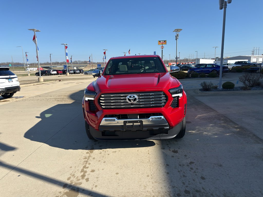 Used 2024 Toyota Tacoma Limited w/ Limited Package (LT) AWD/4WD image 2