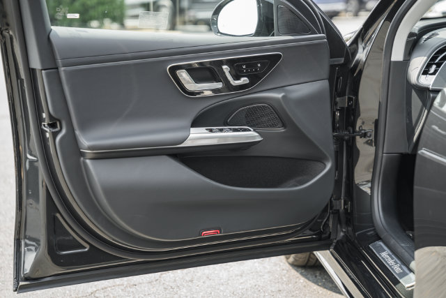 New 2027 Mercedes-Benz E 350 4MATIC Sedan image 36