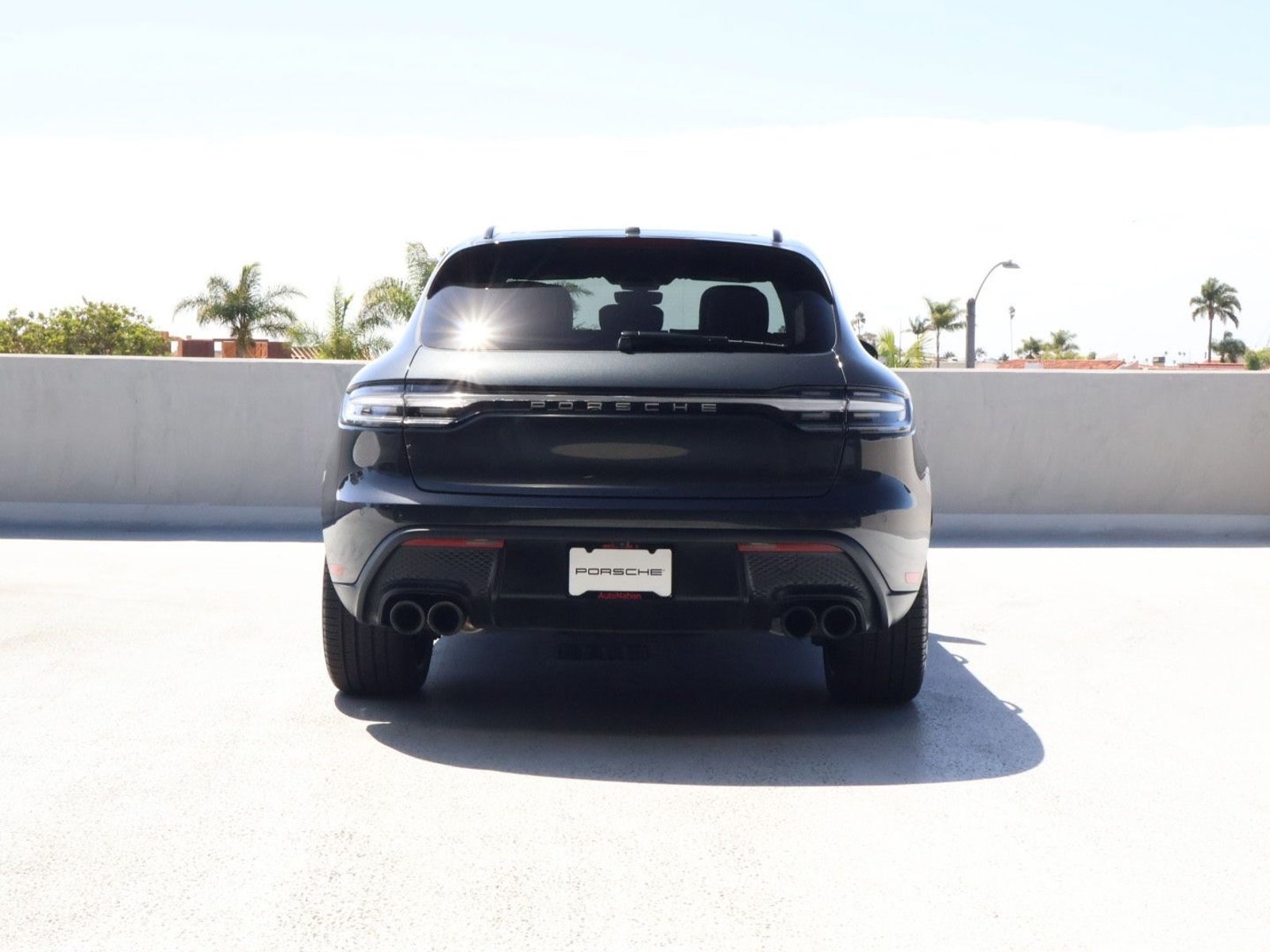 Certified 2026 Porsche Macan AWD/4WD image 10
