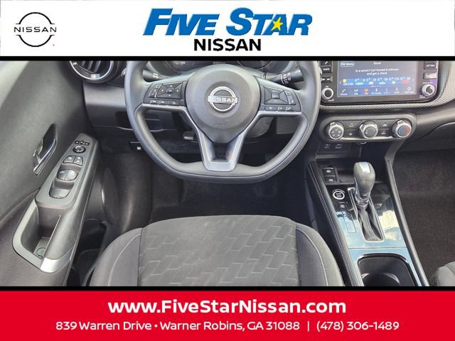 Used 2023 Nissan Kicks SV FWD image 7