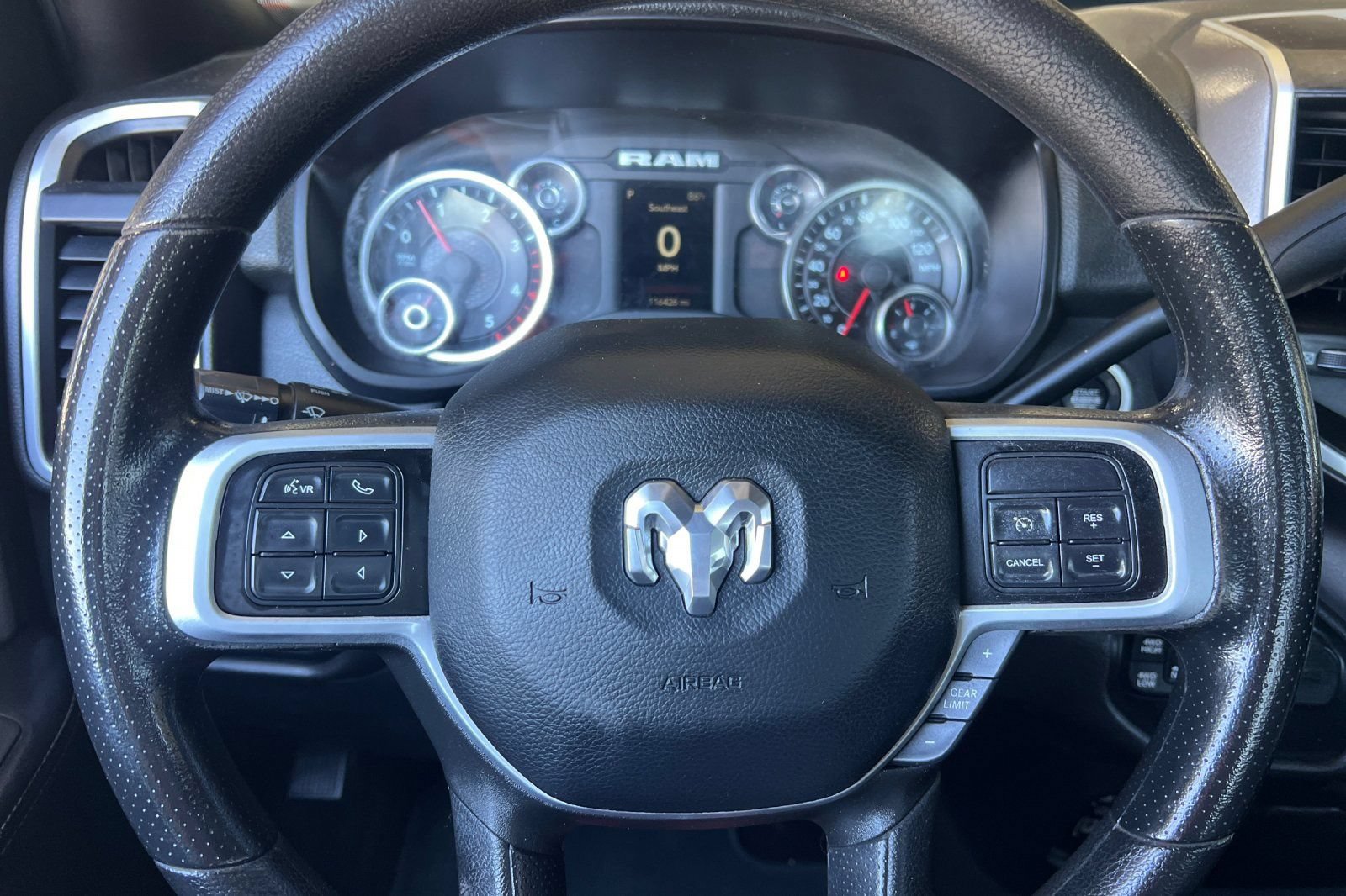 Used 2022 RAM 2500 Big Horn AWD/4WD image 23