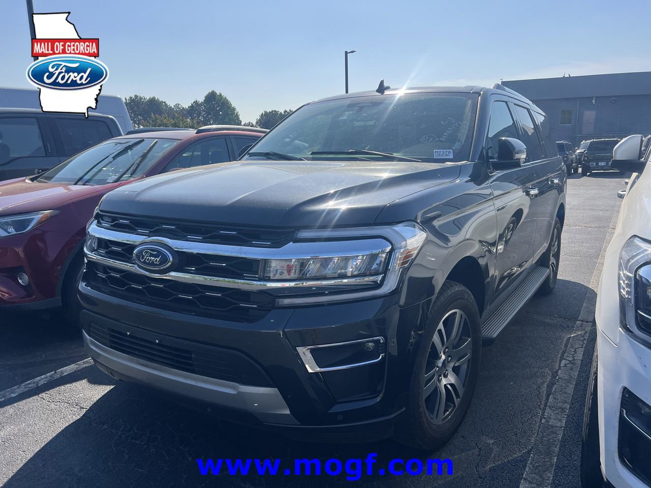 Used 2024 Ford Expedition Limited AWD/4WD image 1