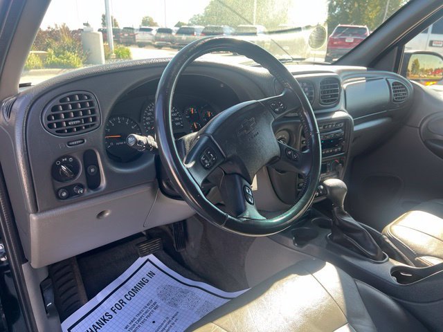 Used 2002 Chevrolet TrailBlazer LTZ AWD/4WD image 14