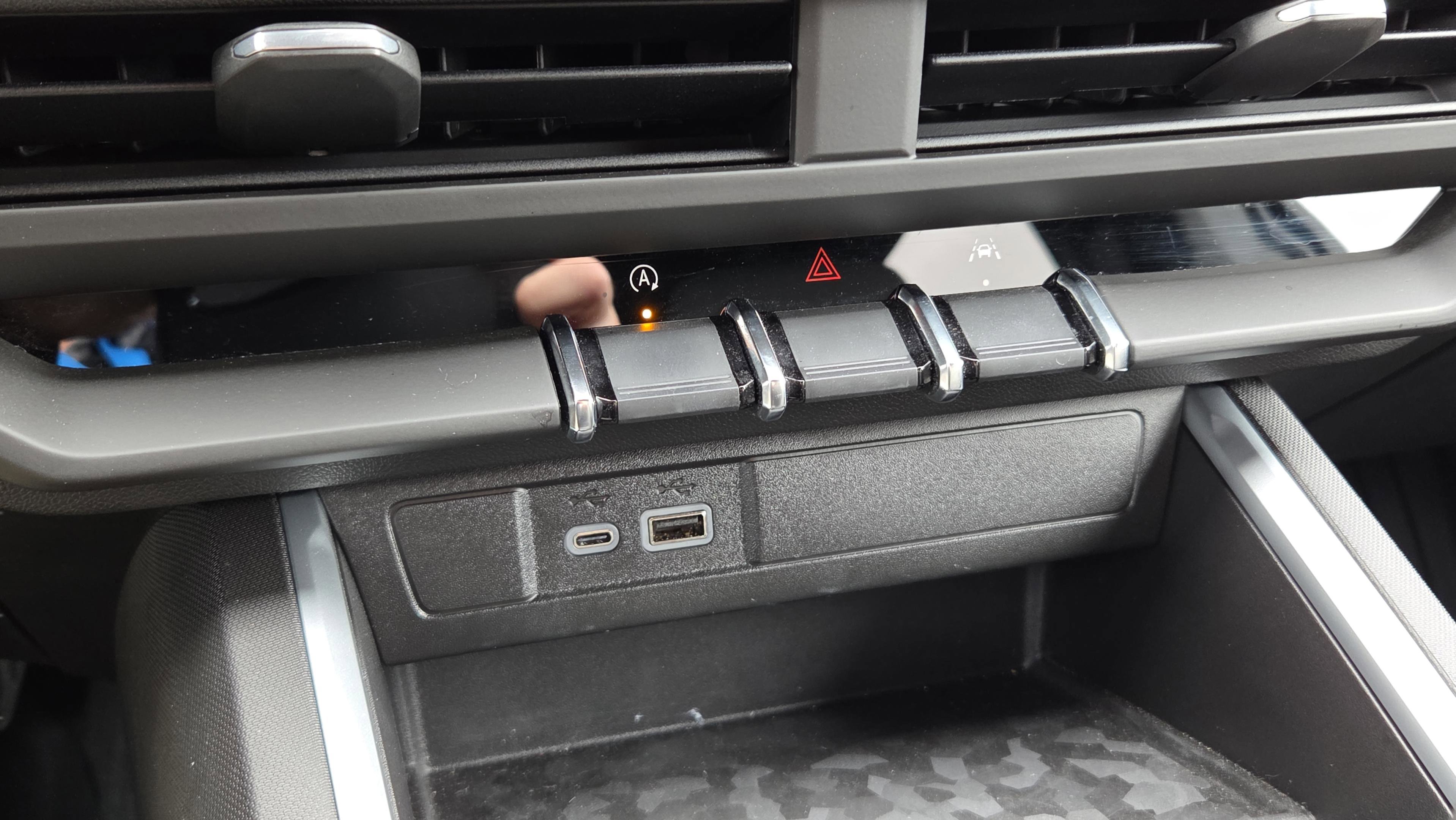 Used 2025 Chevrolet Colorado Trail Boss image 22