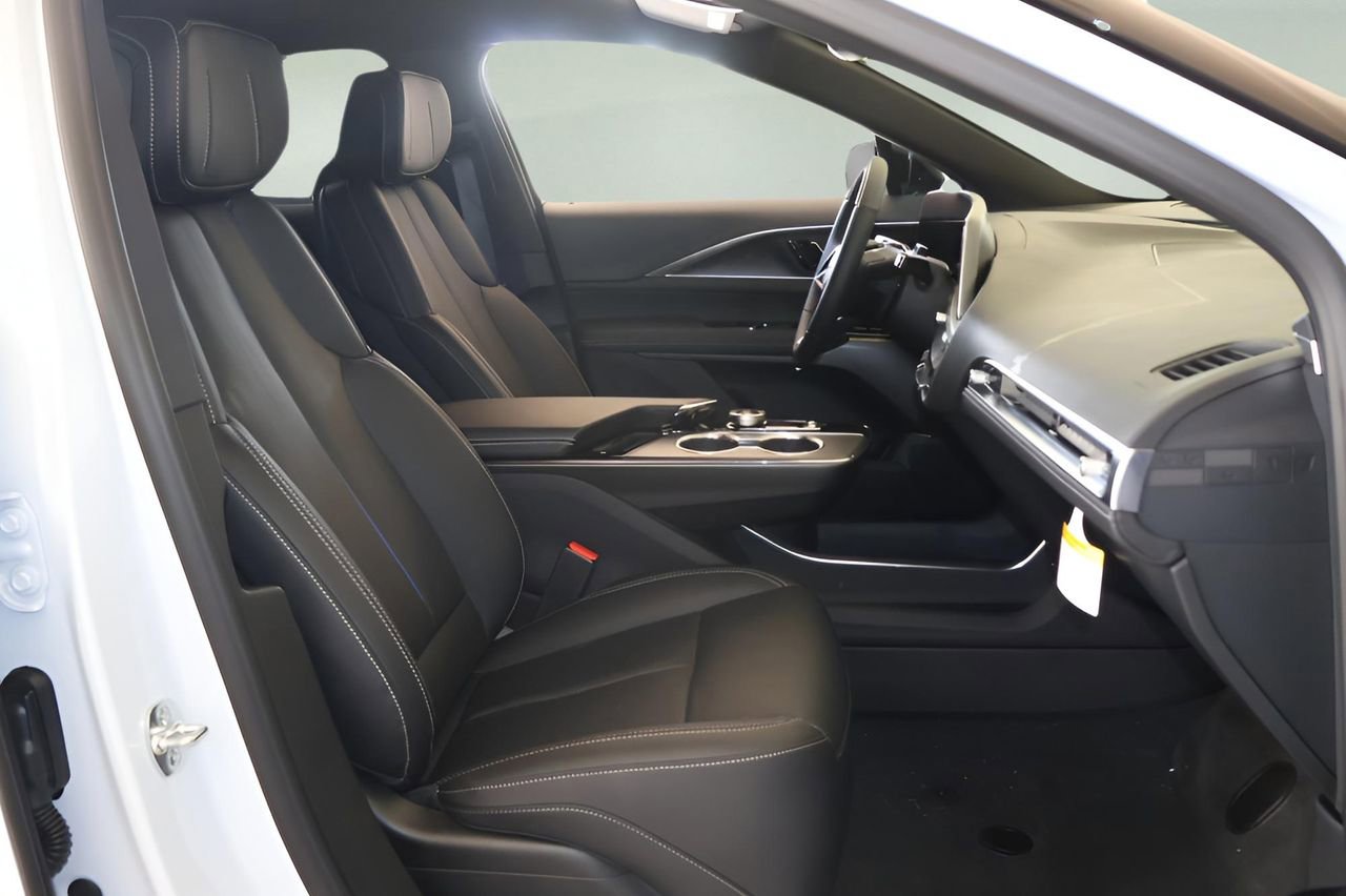 New 2026 Cadillac Lyriq Sport RWD image 19