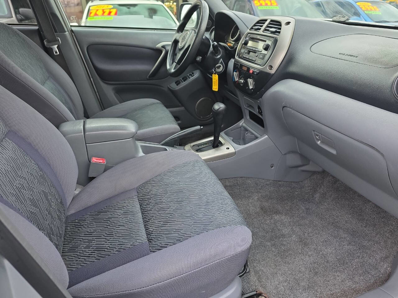 Used 2003 Toyota RAV4 4WD image 15