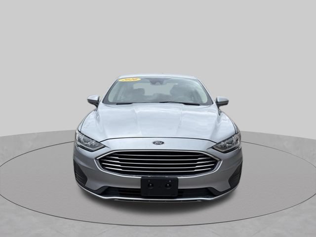 Used 2020 Ford Fusion SE FWD image 2