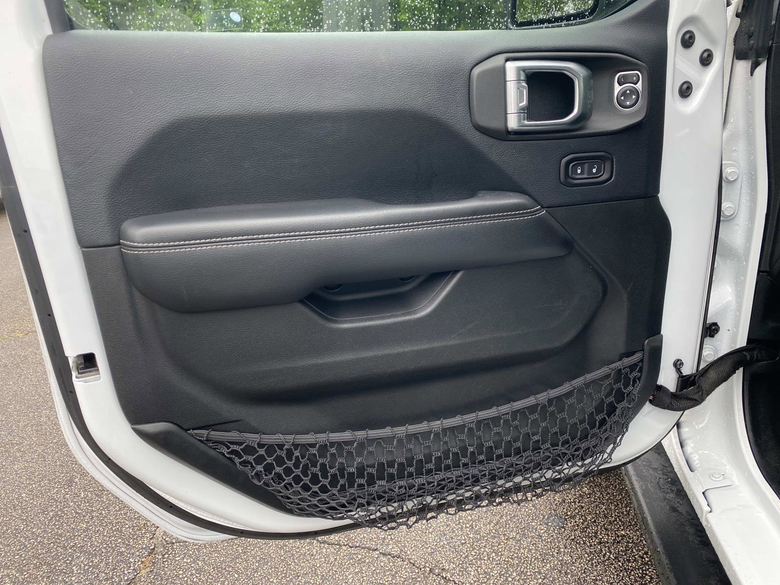 Used 2019 Jeep Wrangler Unlimited Sahara w/ Quick Order Package 24M Moab AWD/4WD image 20