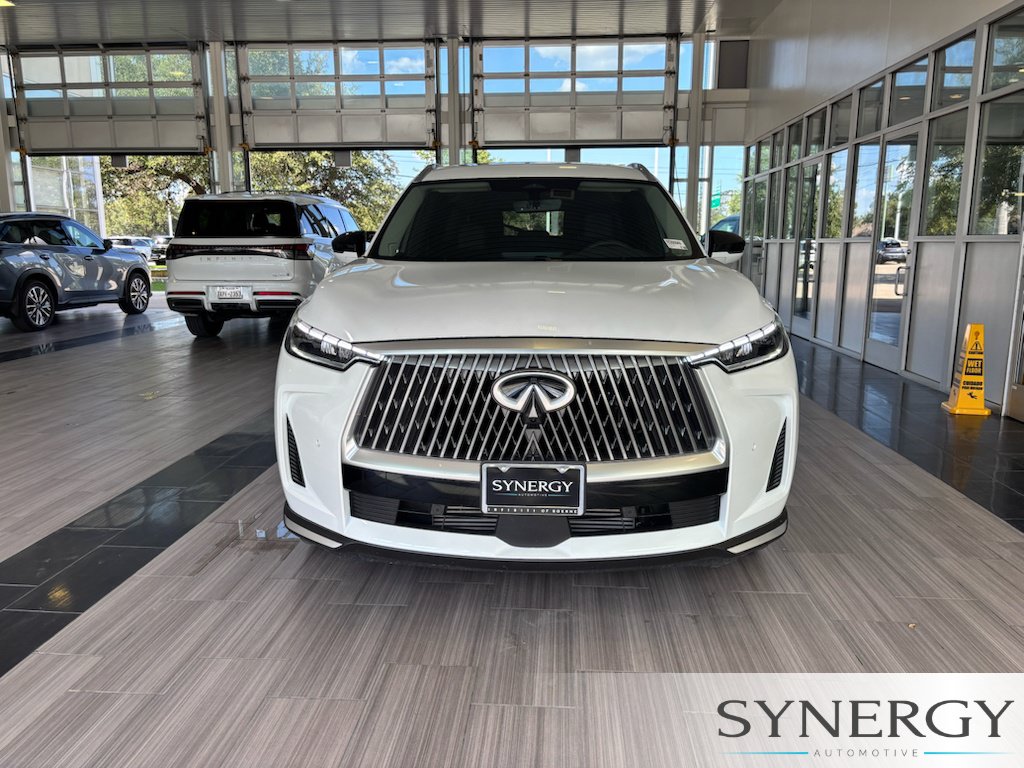 Certified 2026 INFINITI QX60 Luxe w/ Cargo Package AWD/4WD image 2