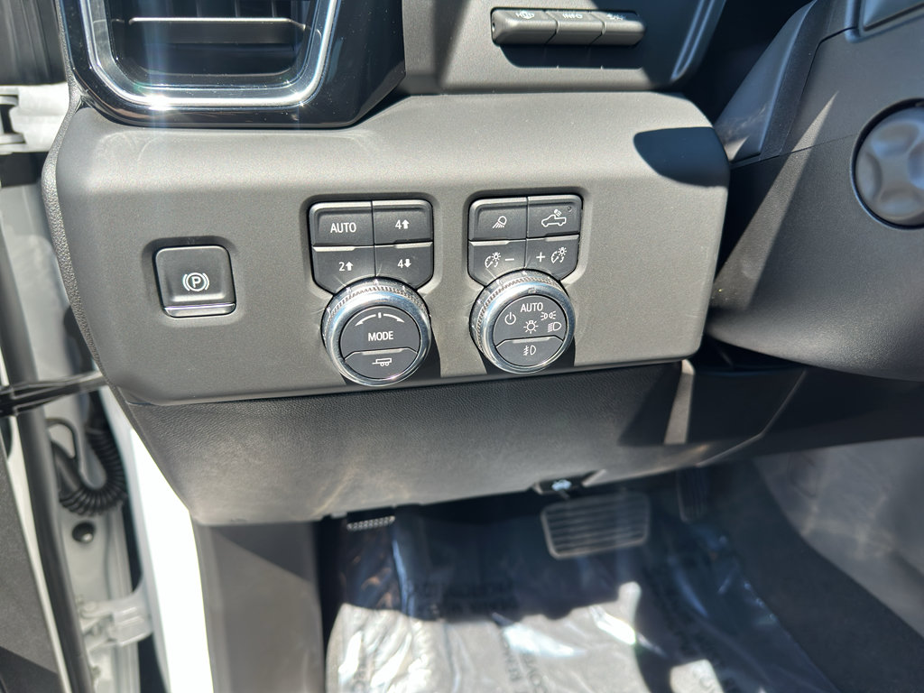 Used 2025 GMC Sierra 1500 Denali w/ Denali Reserve Package AWD/4WD image 20