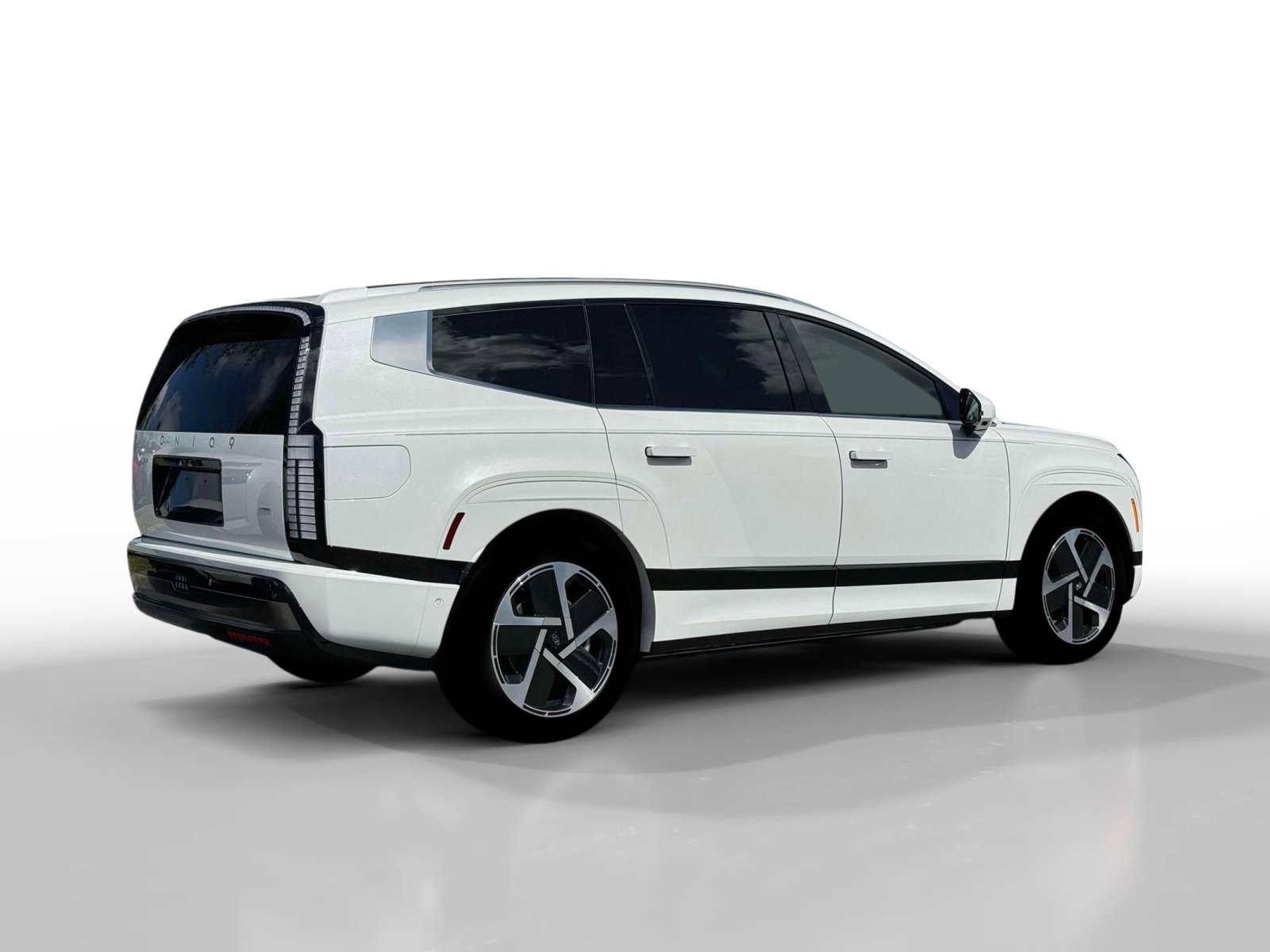 New 2026 Hyundai Ioniq 9 Calligraphy image 8