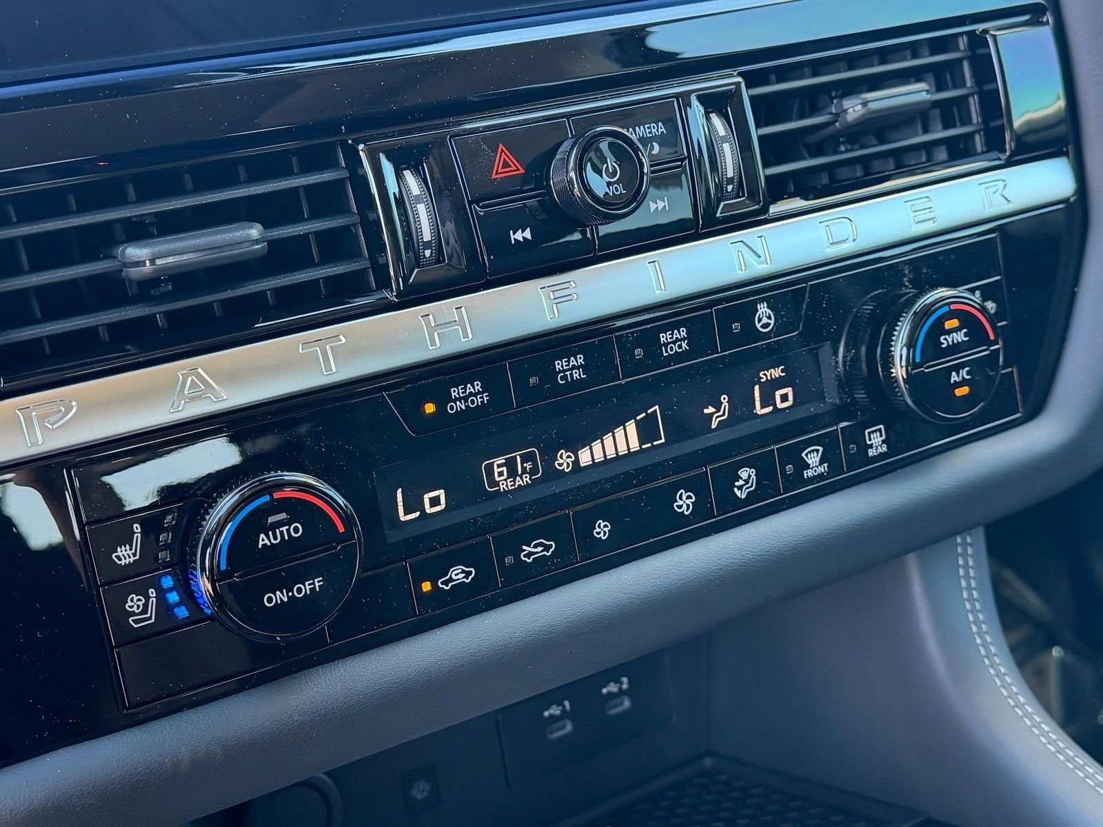 New 2026 Nissan Pathfinder Platinum AWD/4WD image 22