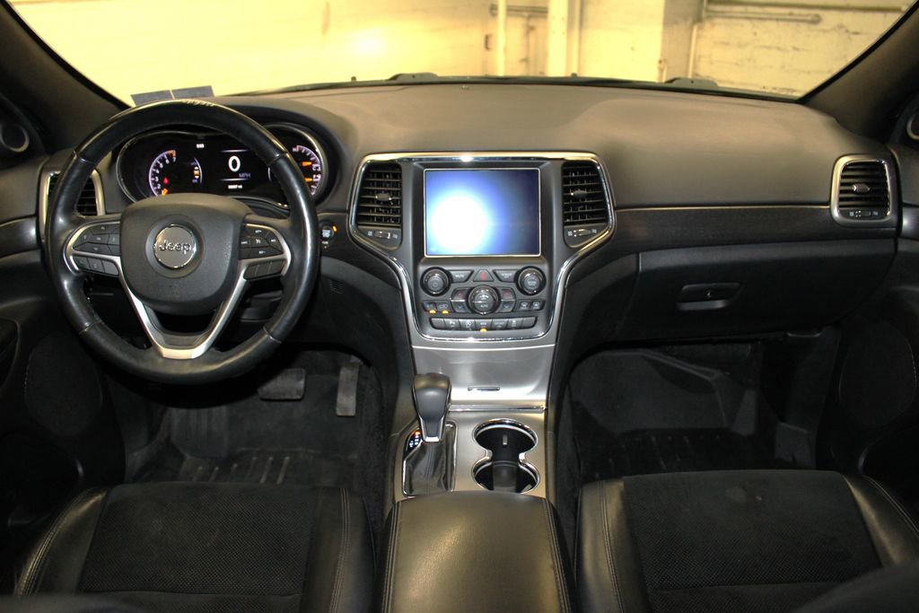 Used 2018 Jeep Grand Cherokee Altitude image 9