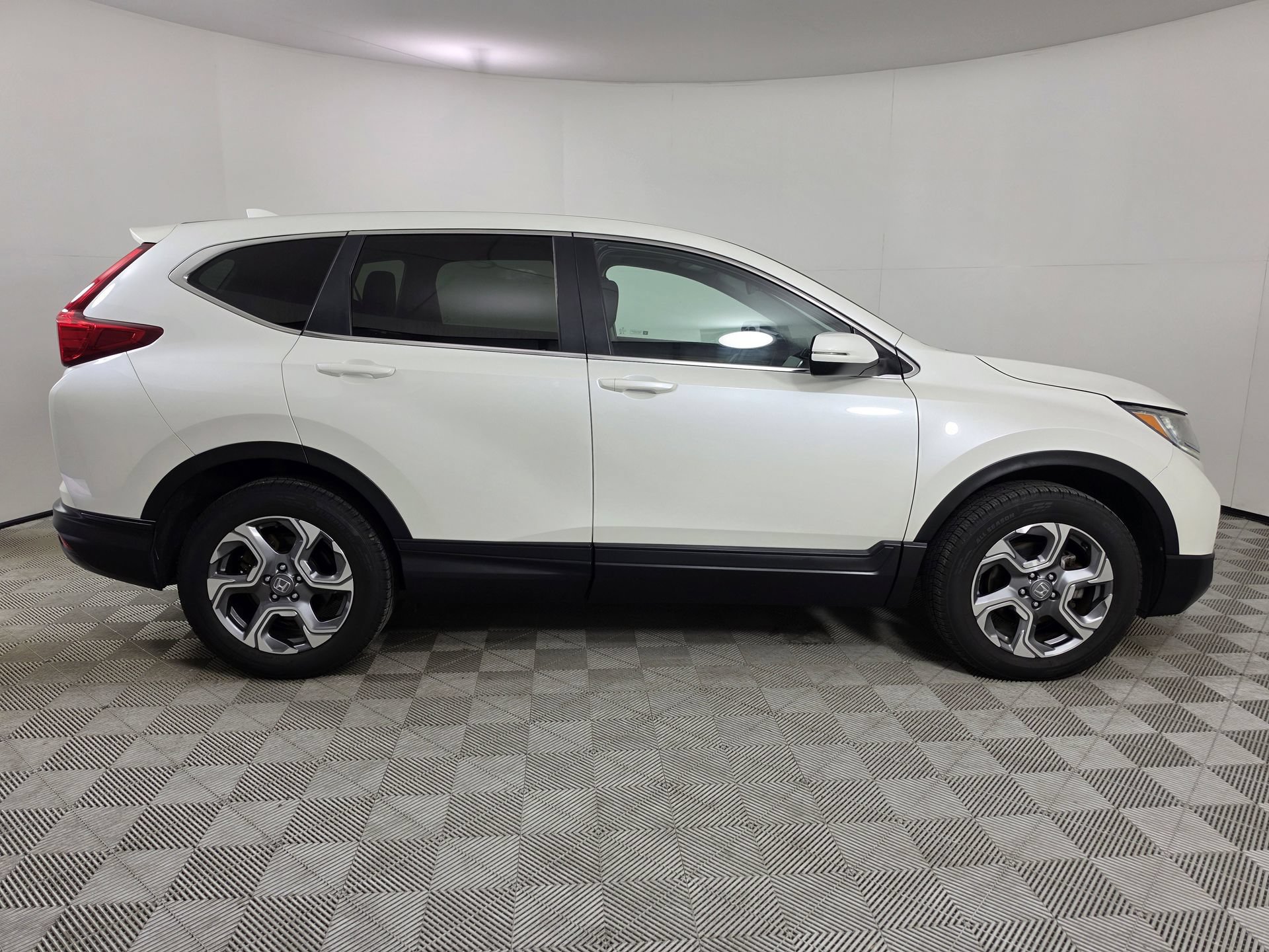 Used 2017 Honda CR-V EX image 8