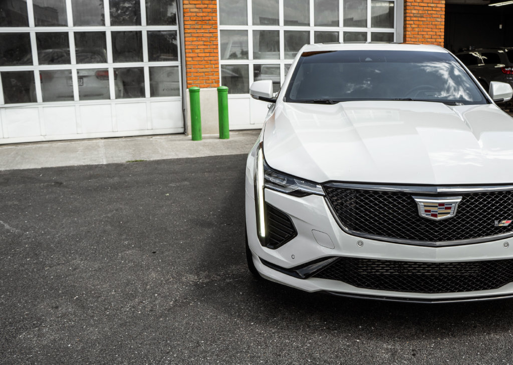 Used 2022 Cadillac CT4 V w/ Navigation Package RWD image 37