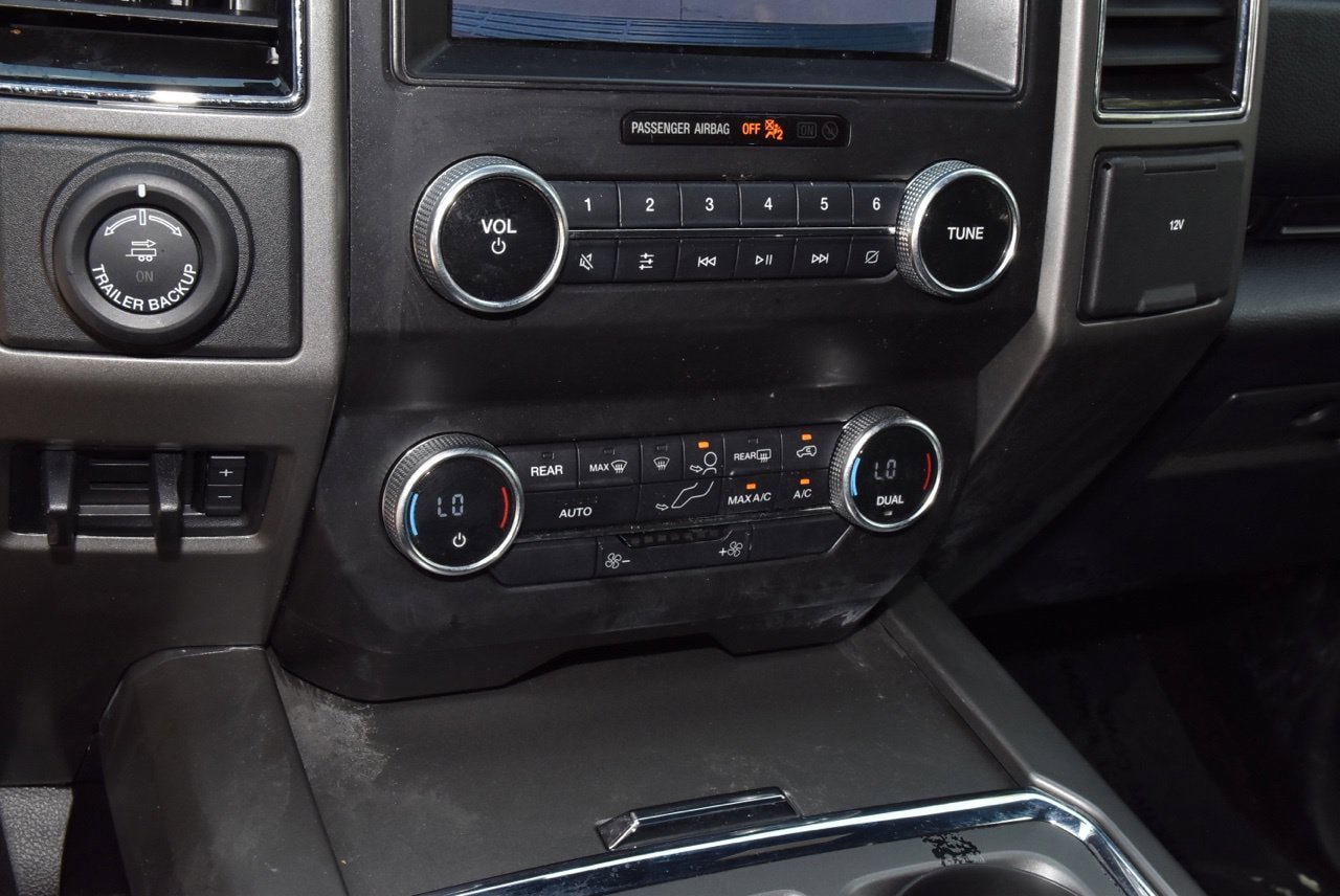 Used 2019 Ford Expedition XLT AWD/4WD image 30