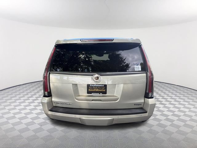 Used 2015 Cadillac Escalade ESV Luxury RWD image 6