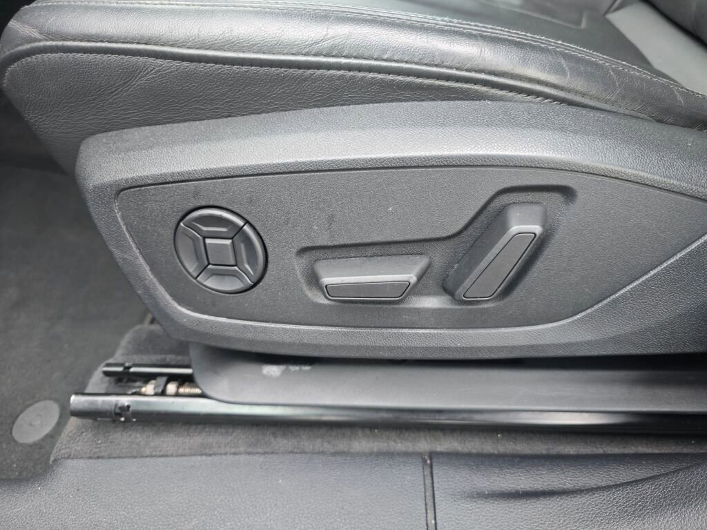 Used 2023 Audi Q3 2.0T Premium image 17