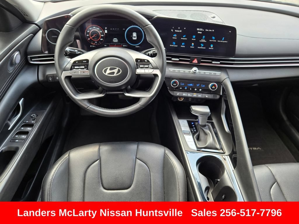 Used 2024 Hyundai Elantra Limited FWD image 15
