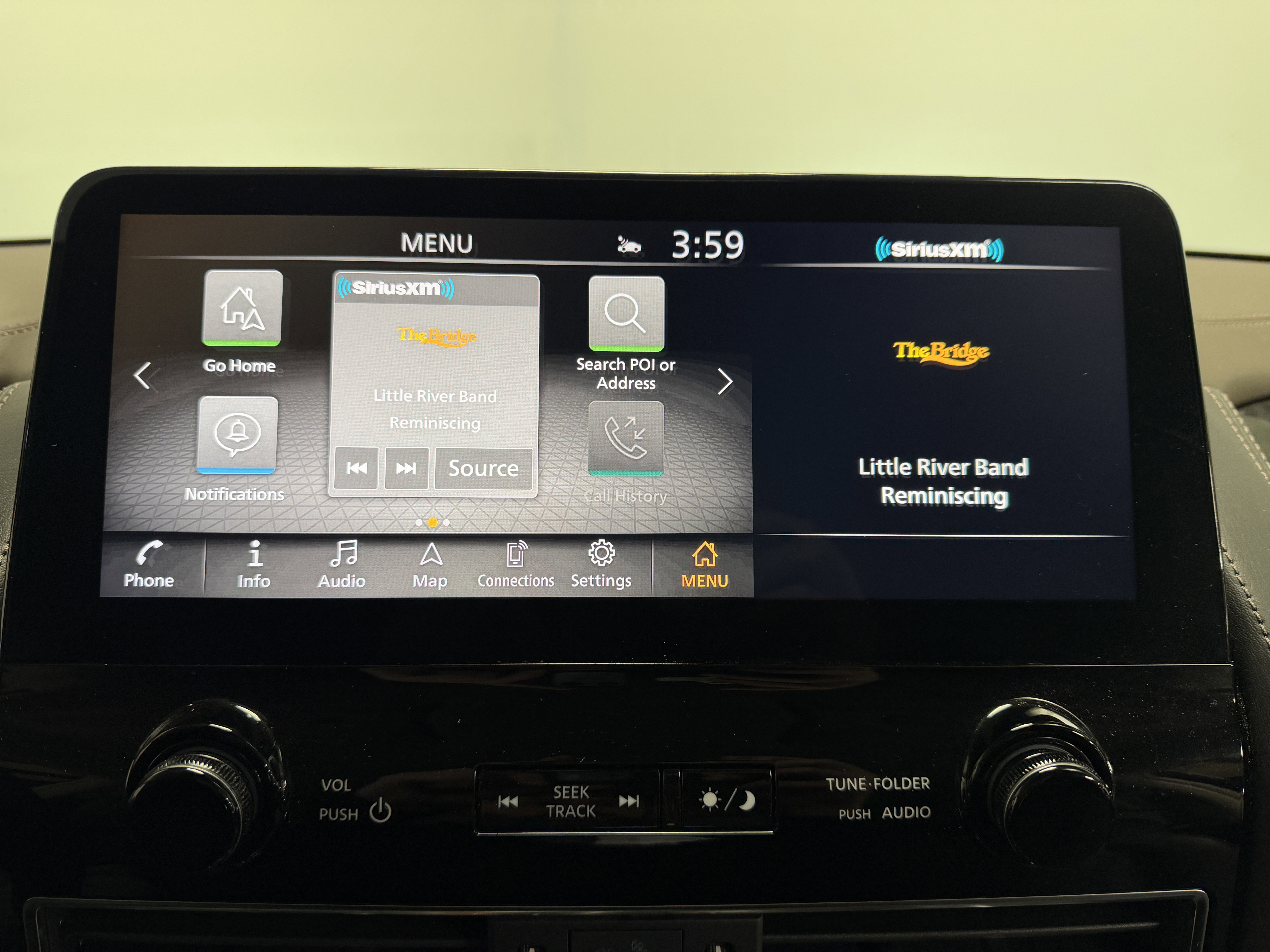 Used 2024 Nissan Armada Platinum w/ Captain's Chairs Package image 8