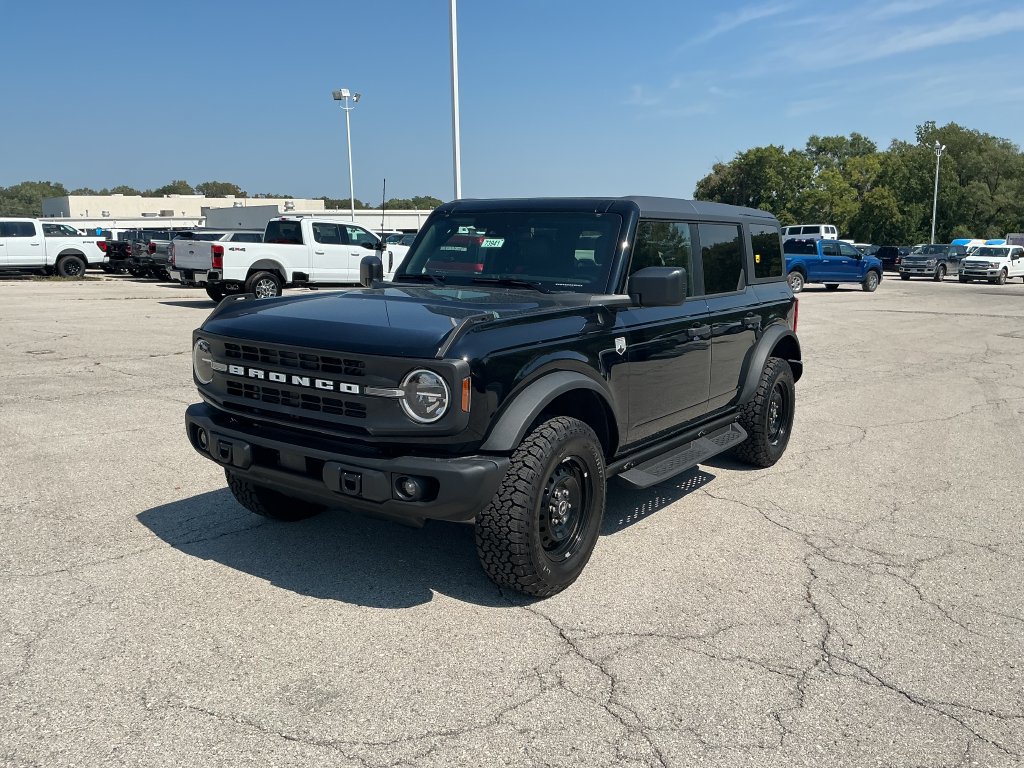 New 2026 Ford Bronco Big Bend w/ Black Diamond Package