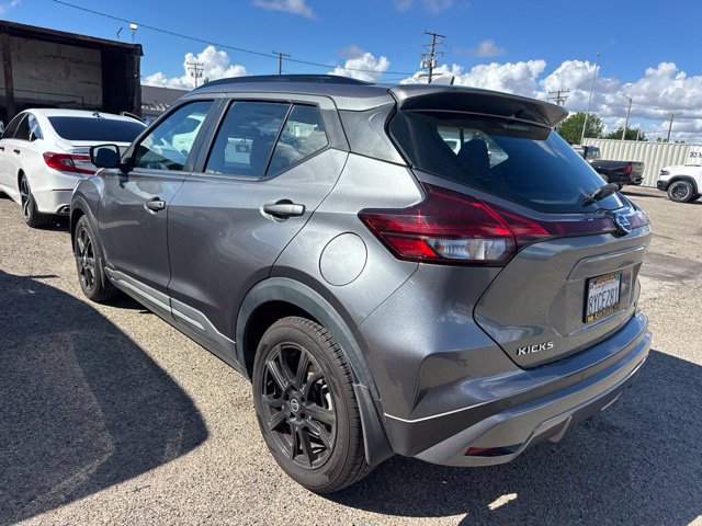 Used 2021 Nissan Kicks SR FWD image 8