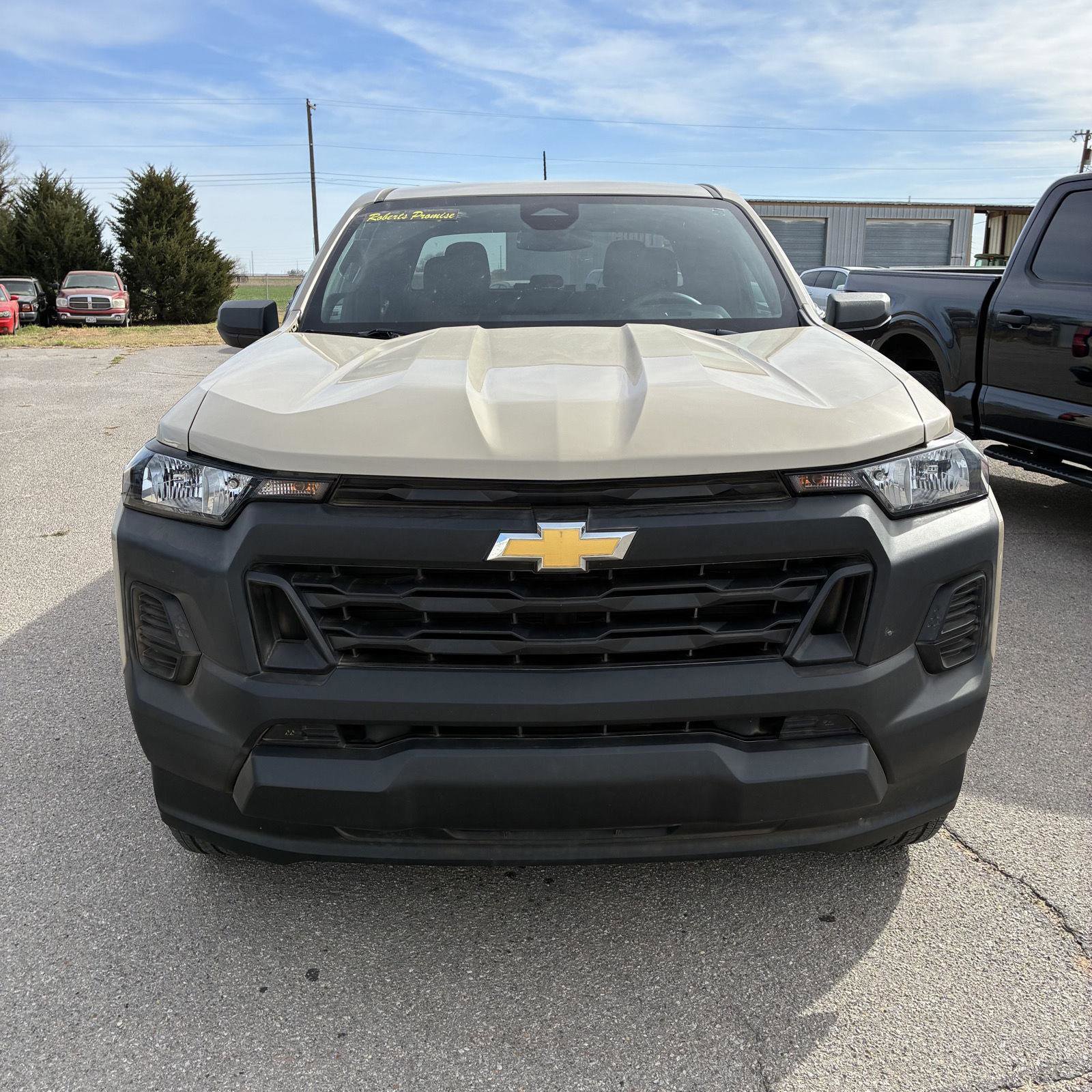 Used 2024 Chevrolet Colorado W/T image 14