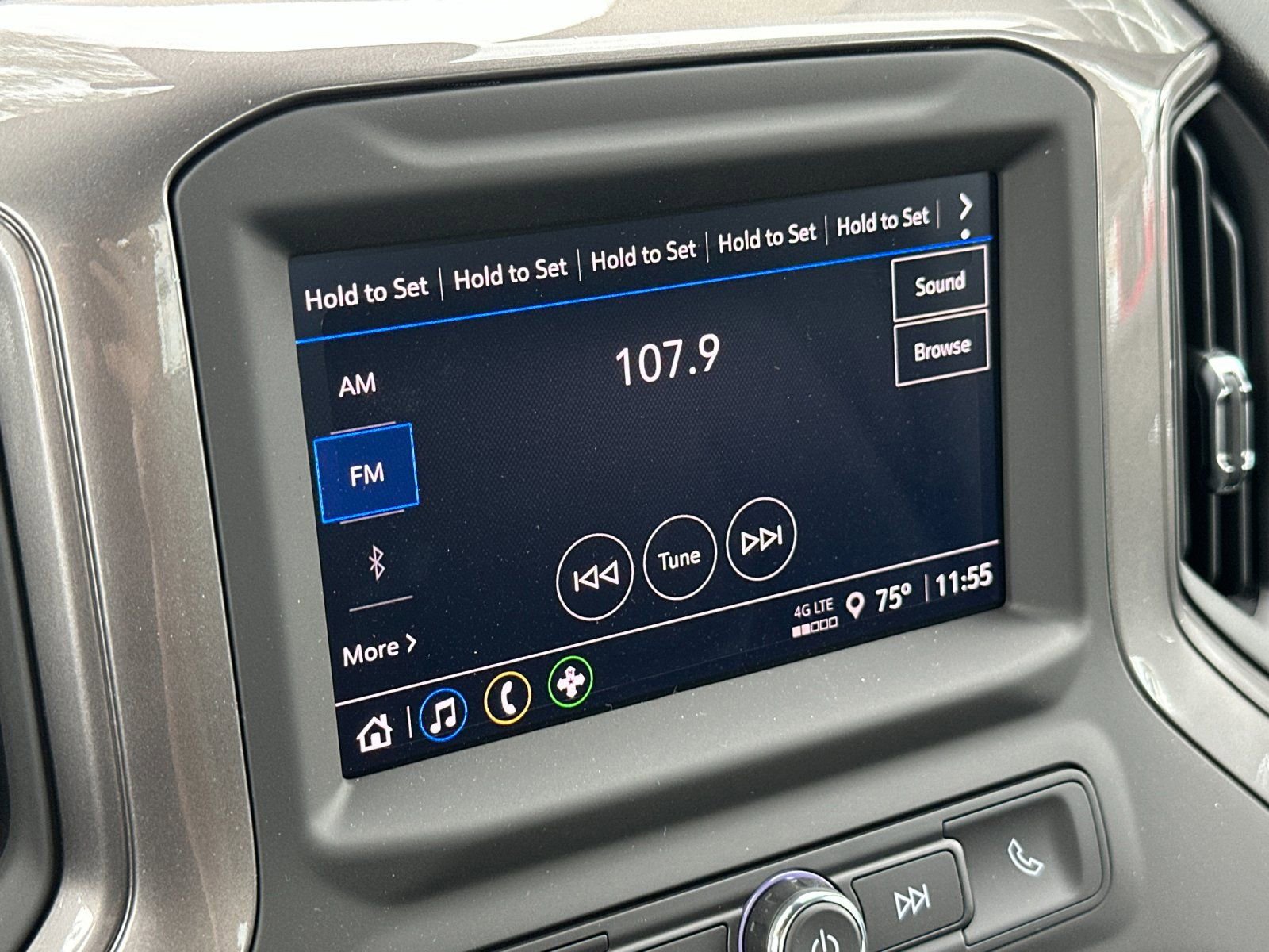 New 2025 GMC Sierra 2500 Pro w/ Convenience Package AWD/4WD image 16