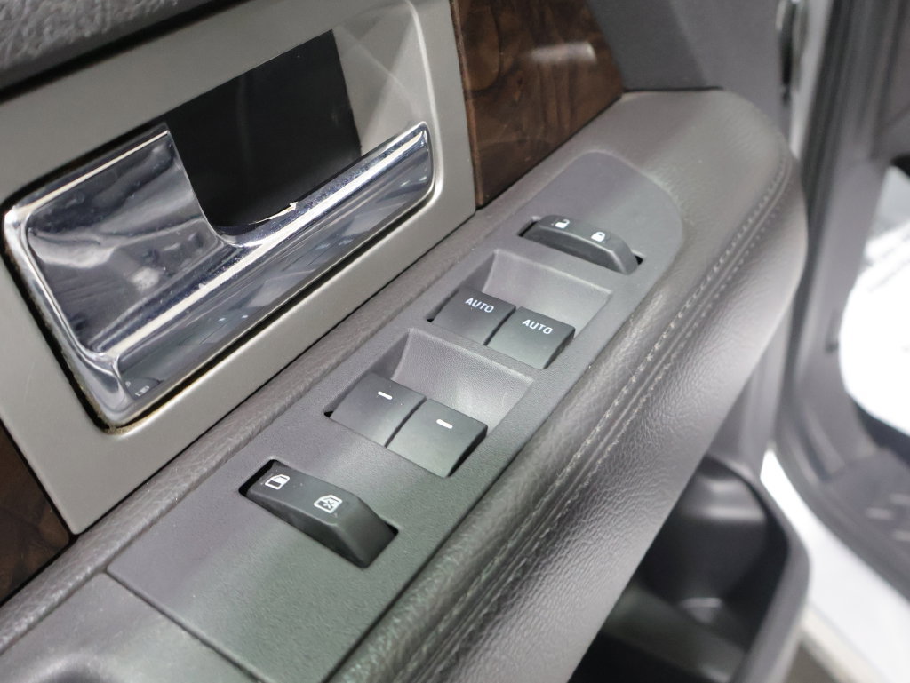 Used 2013 Ford F150 Platinum AWD/4WD image 23