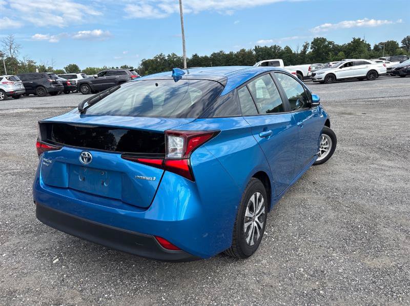 Used 2020 Toyota Prius LE AWD/4WD image 7