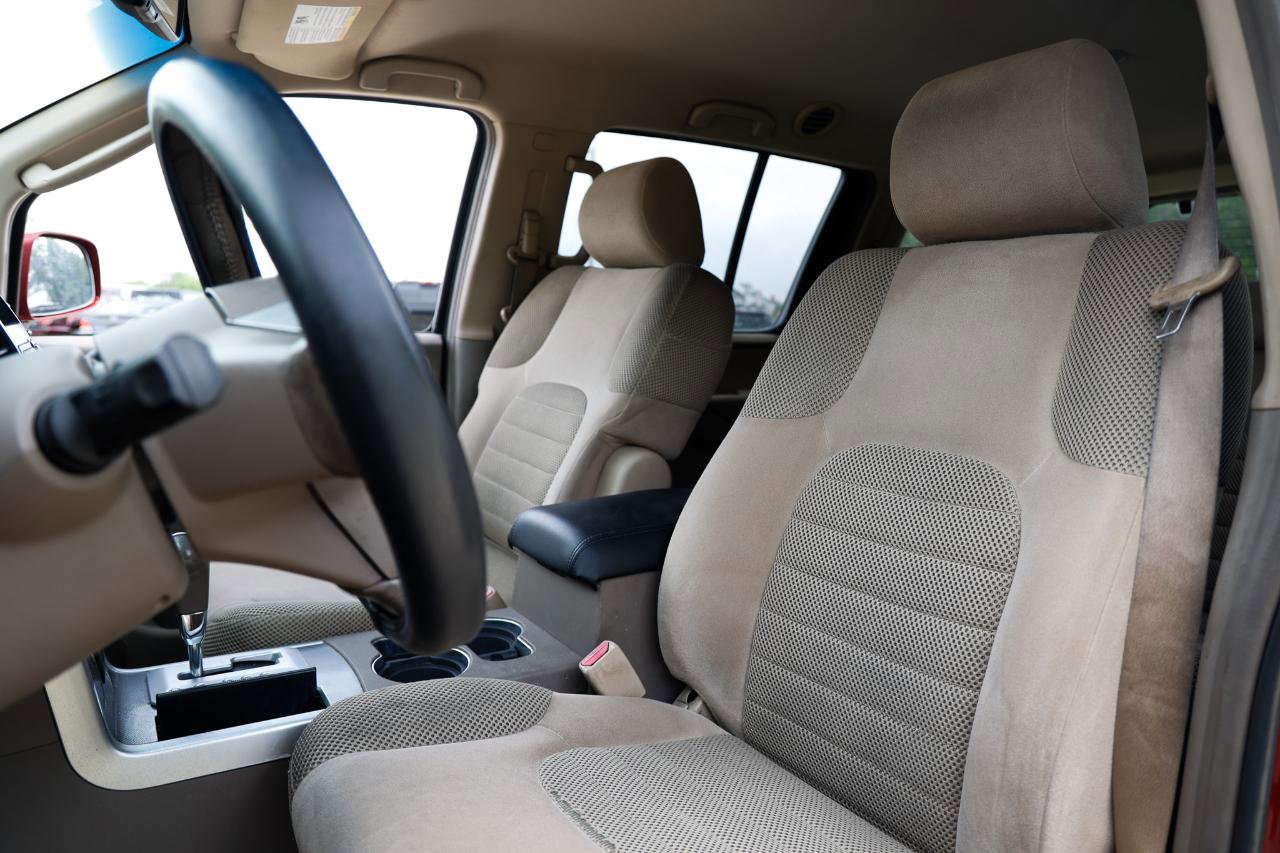Used 2008 Nissan Pathfinder SE RWD image 4