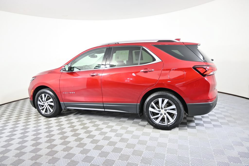 Used 2023 Chevrolet Equinox Premier AWD/4WD image 3