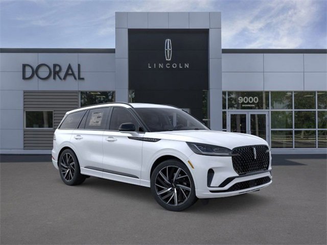 New 2025 Lincoln Aviator Black Label w/ Jet Appearance Package image 7