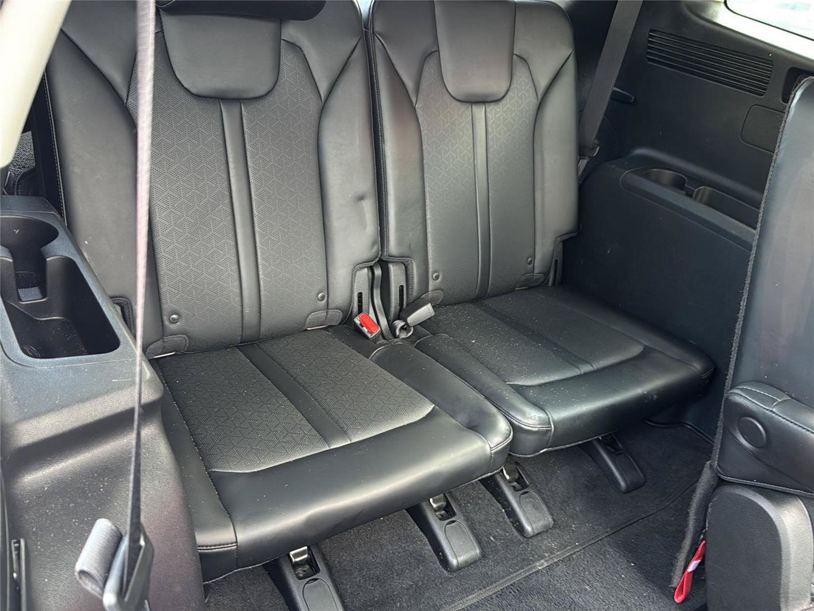 Used 2023 Kia Sorento SX AWD/4WD image 31