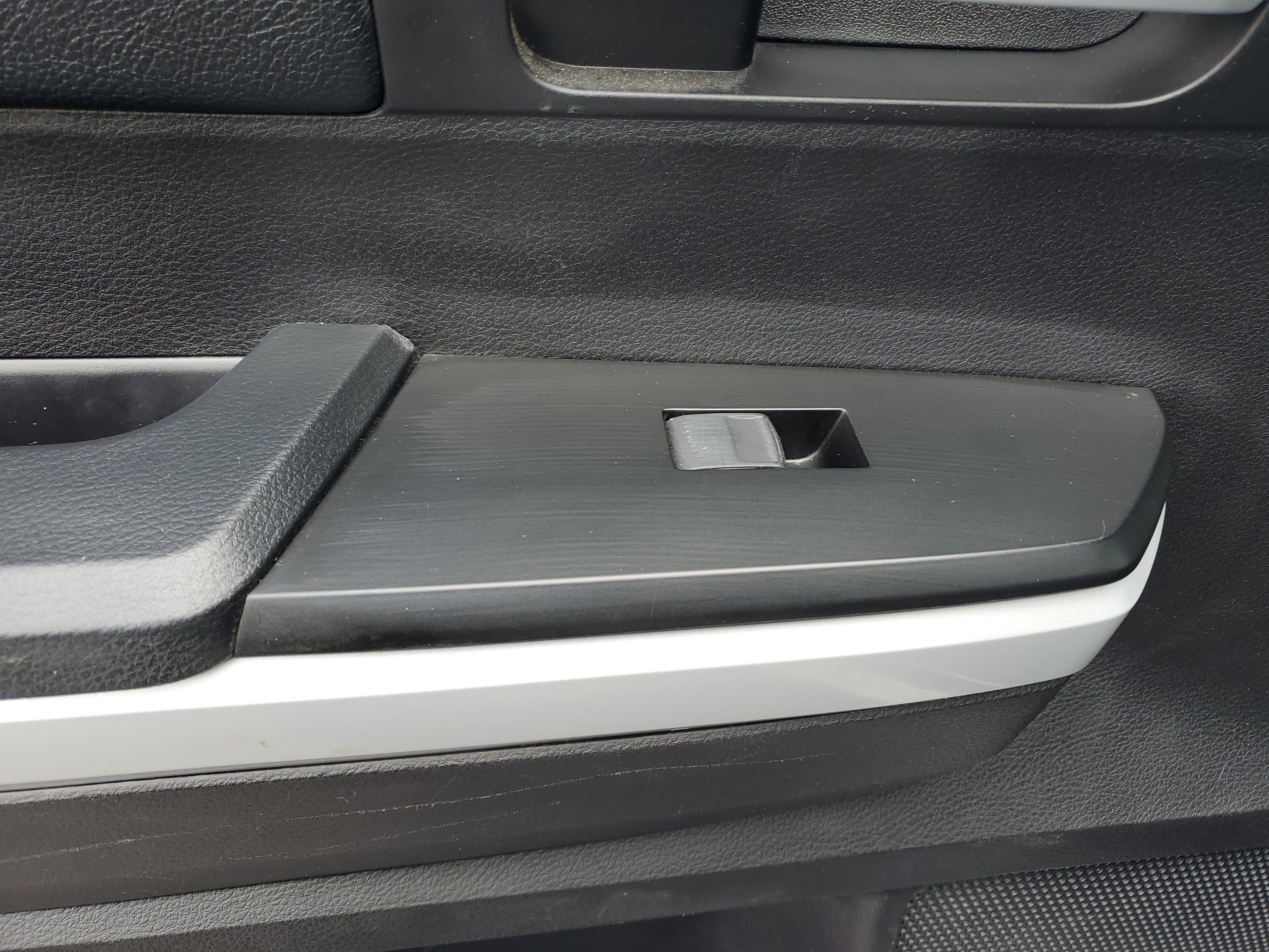 Used 2020 Toyota Tundra SR5 image 12