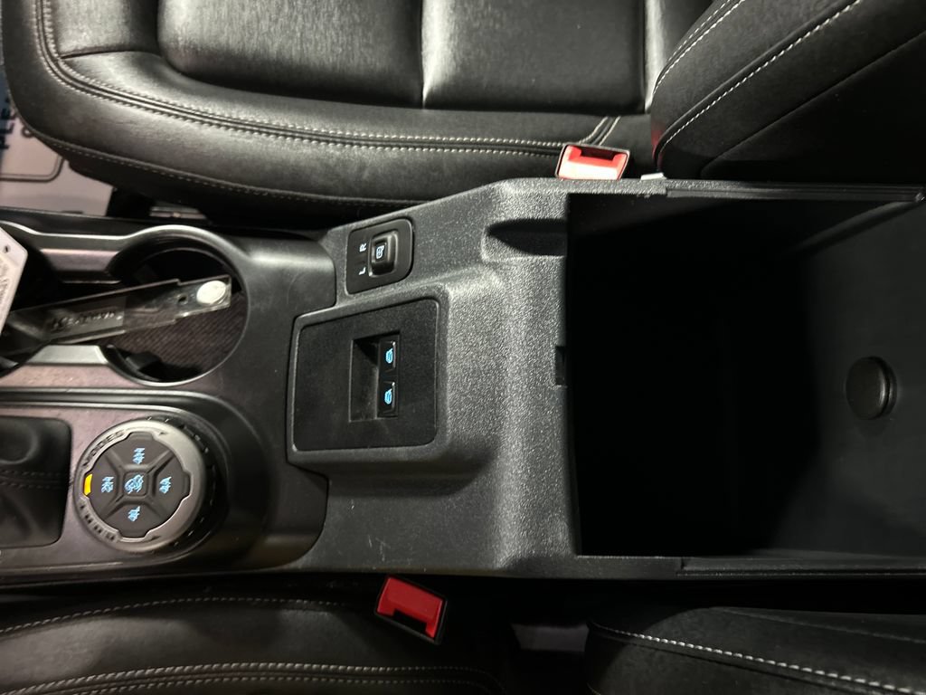 Used 2025 Ford Bronco Badlands AWD/4WD image 21