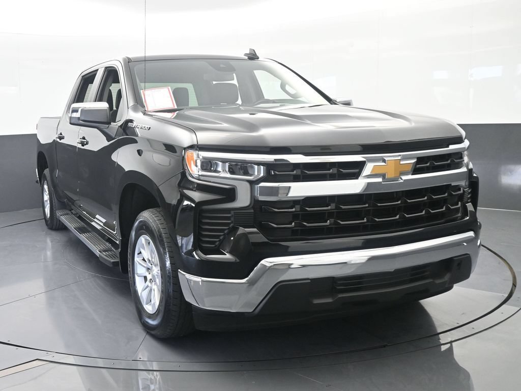 Used 2024 Chevrolet Silverado 1500 LT RWD image 9