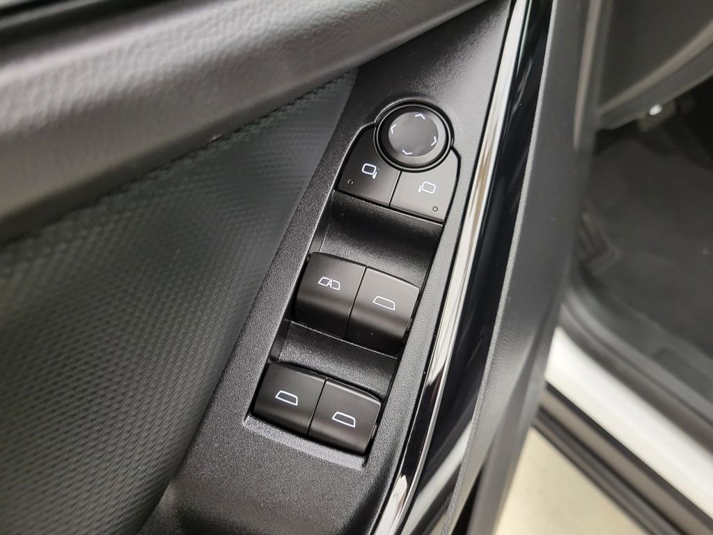 Certified 2026 Chevrolet Equinox LT image 24